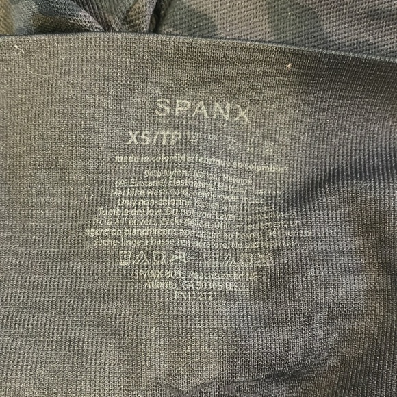 Spanx camo leggings - Picture 2 of 2